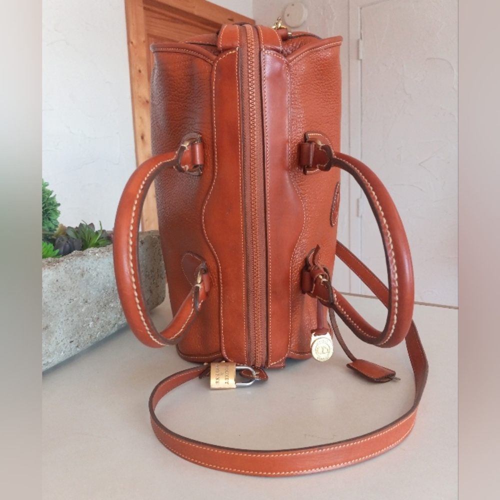 Dooney & Bourke Gladstone, 1989 "Solid British Tan" Pre-date Tag - Picture 10 of 16